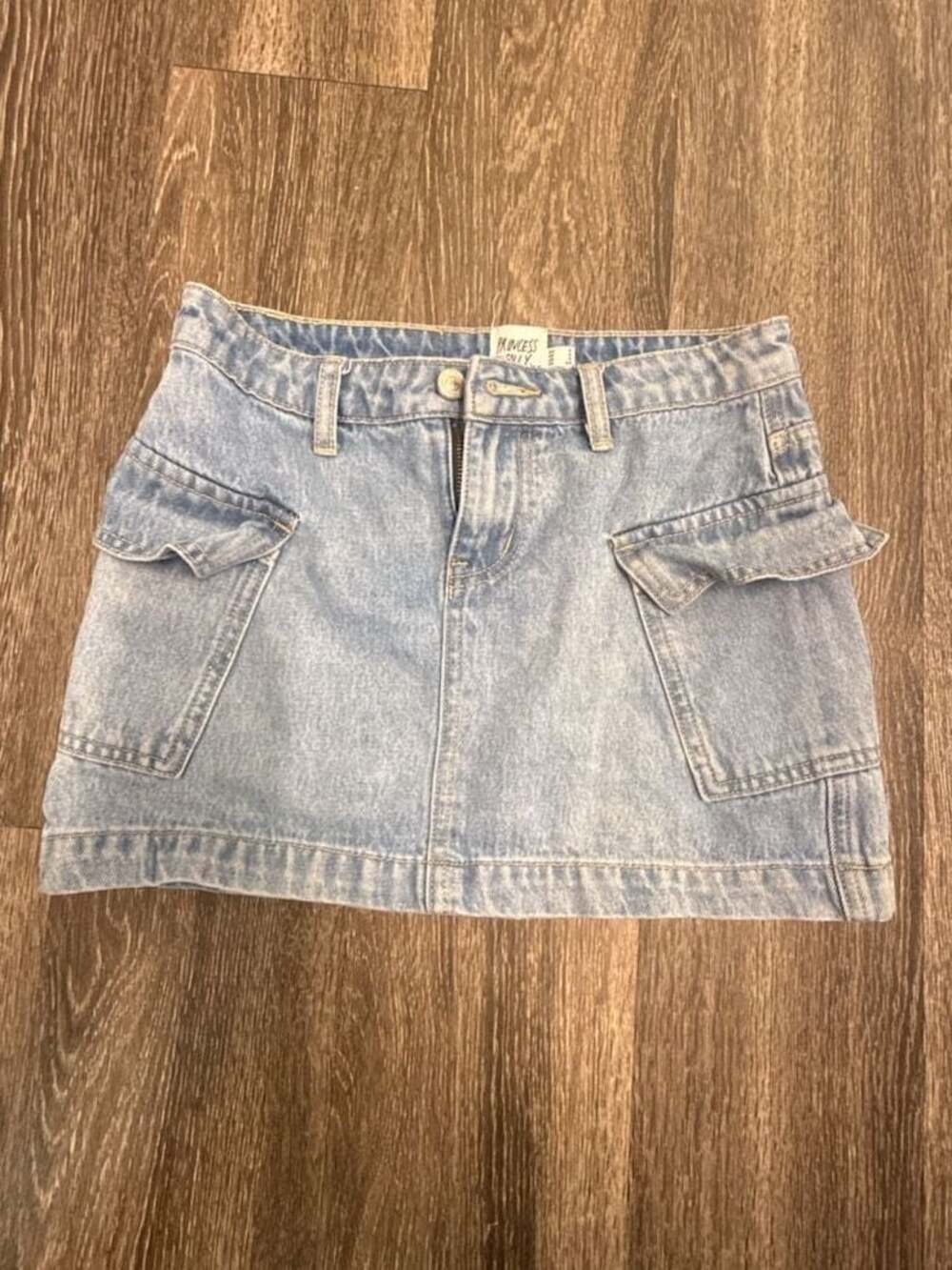 Princess Polly DNM Light Wash Denim Cargo Mini Skirt - Picture 1 of 4